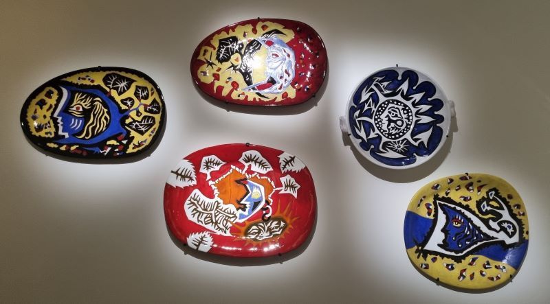 Cerámicas de Jean Lurçat en la exposición temporal del Musée Hyacinthe-Rigaud de Perpignan