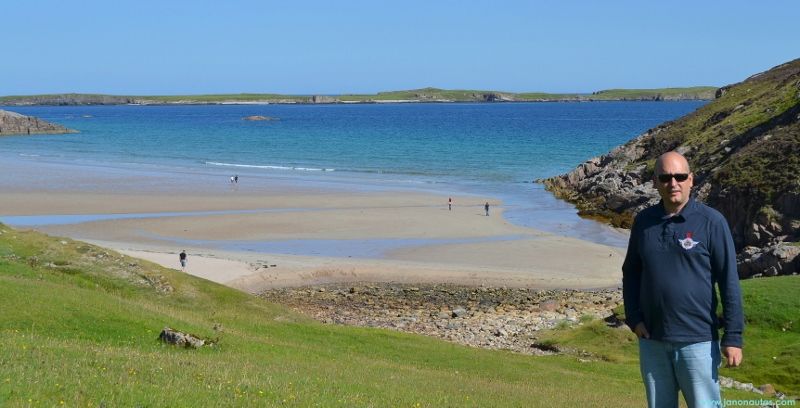 Àlex en Sangobeg Beach Escocia etapa 7: de Thurso a Ullapool