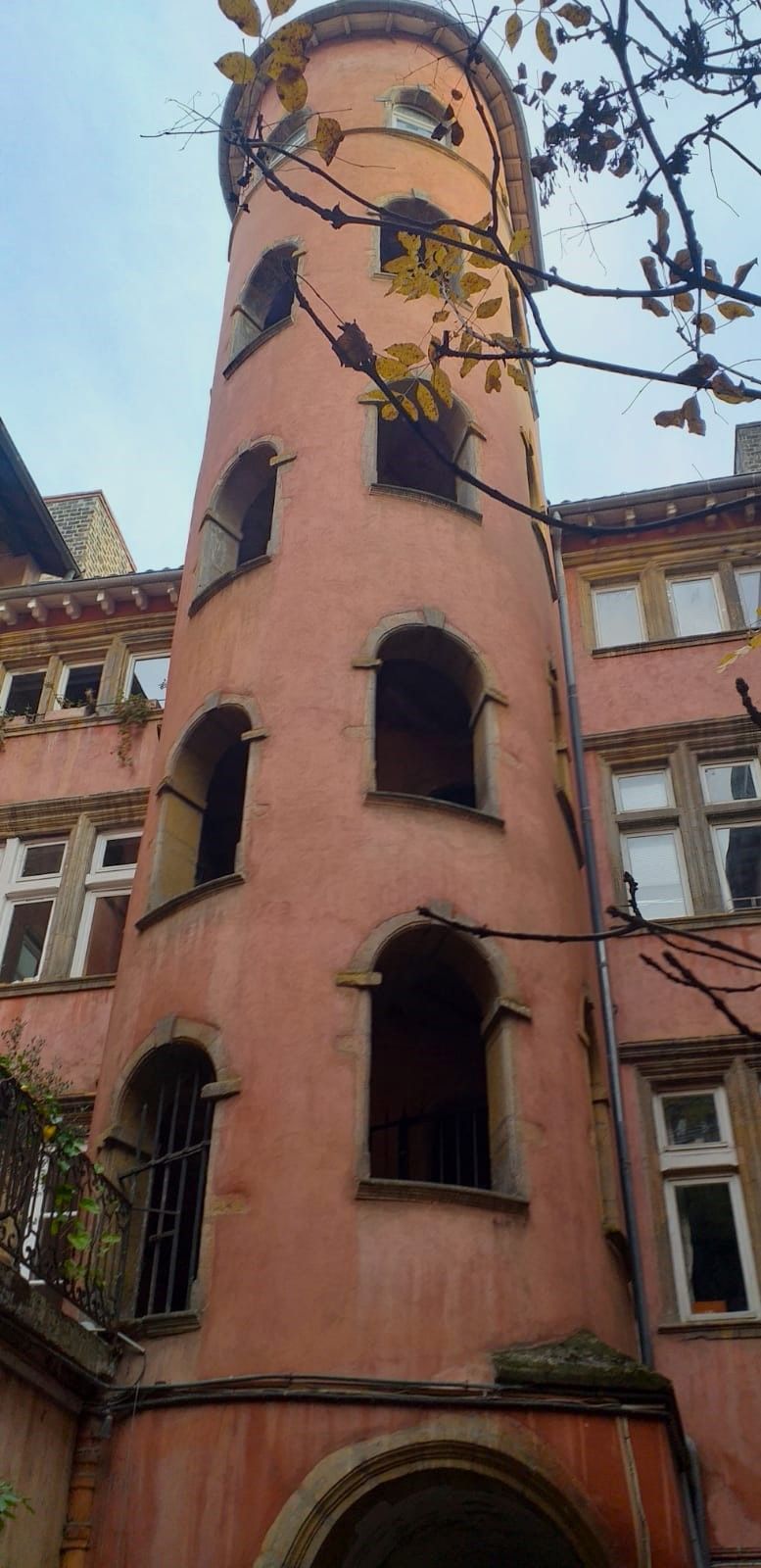 Lyon2-002