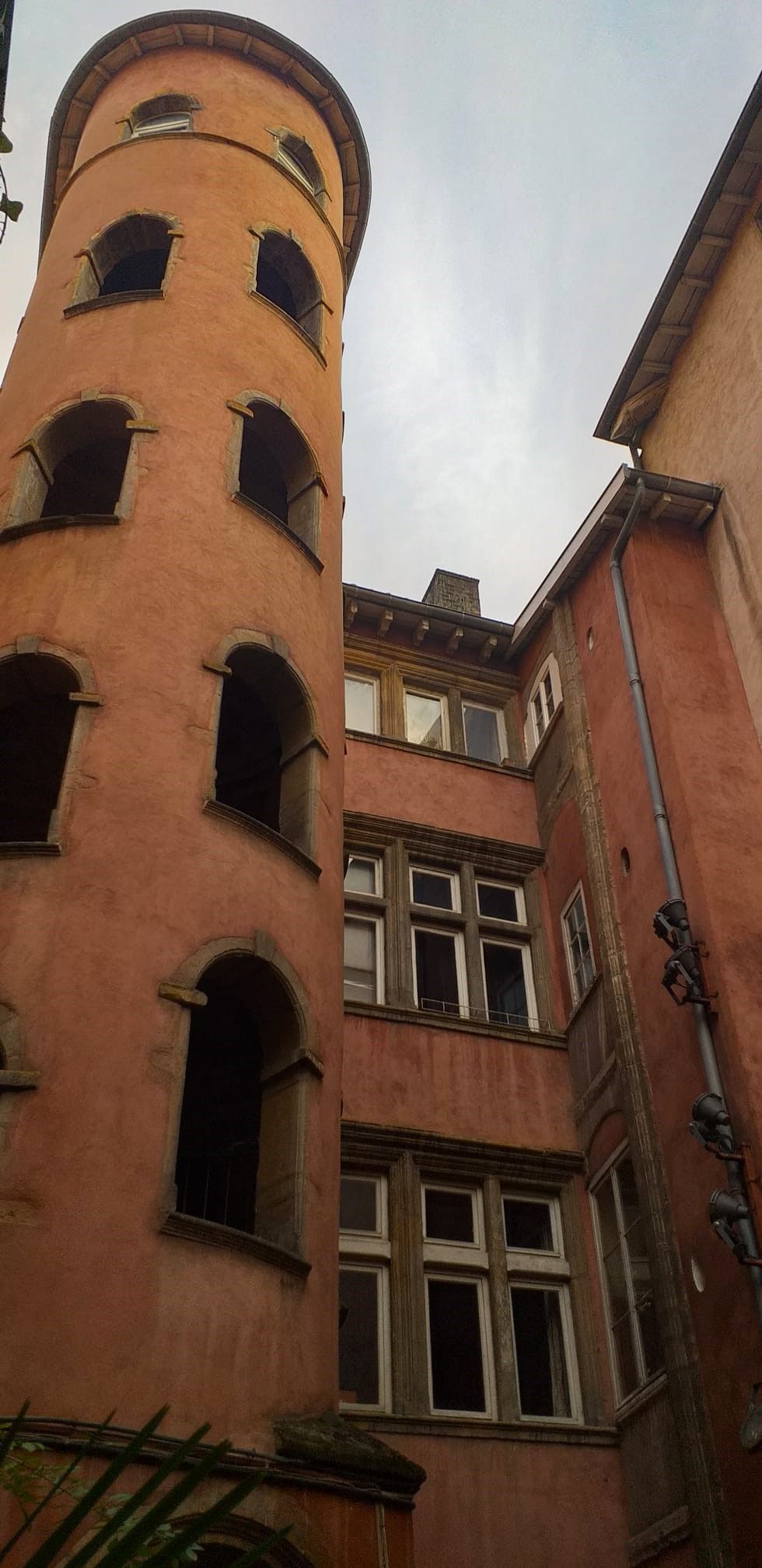 Lyon2-003