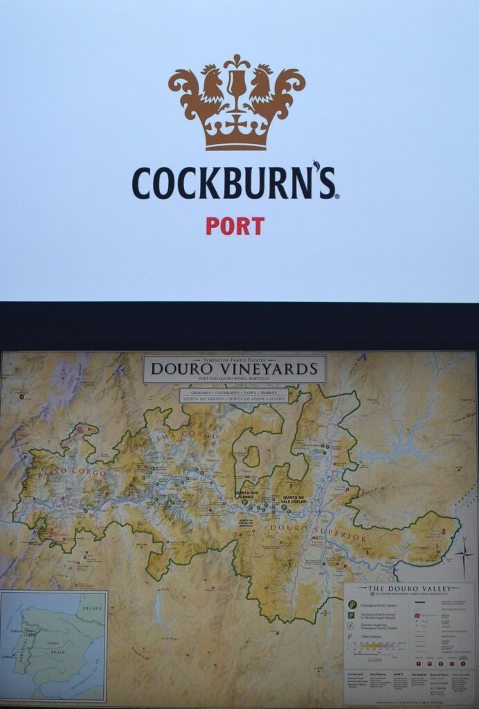 Logo de Cockburn's Port y mapa del Valle del Duero con los viñedos de Symington Family Estates