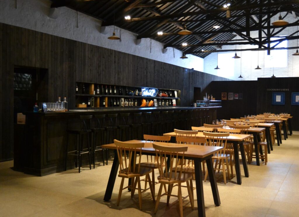 Sala de catas de las Bodegas Cockburn's en Vila Nova de Gaia, Oporto
